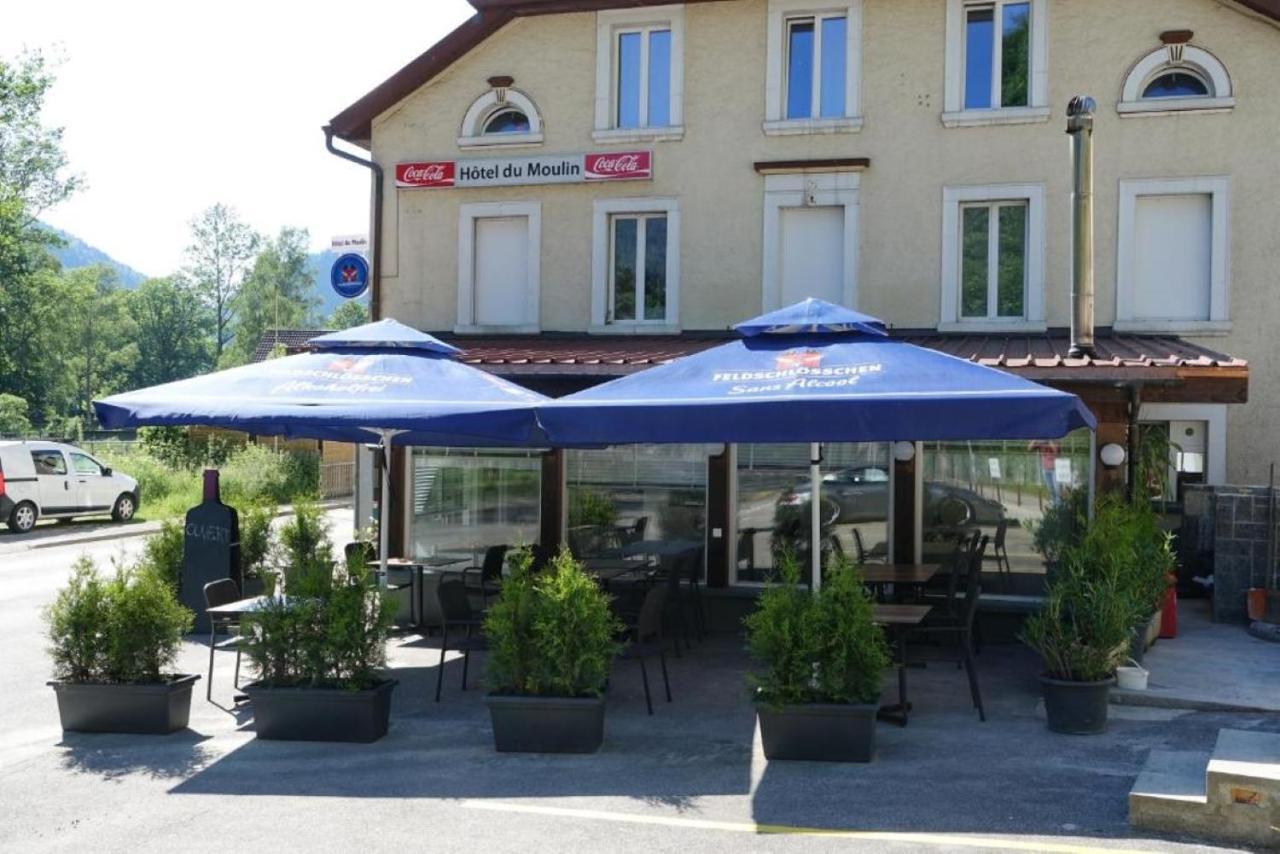 Hotel Restaurant Du Moulin Fleurier Екстер'єр фото