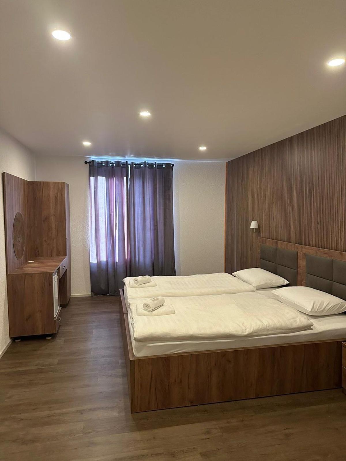 Hotel Restaurant Du Moulin Fleurier Екстер'єр фото