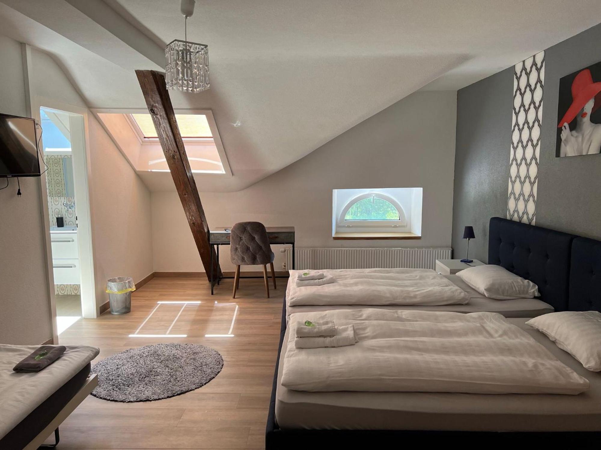Hotel Restaurant Du Moulin Fleurier Екстер'єр фото
