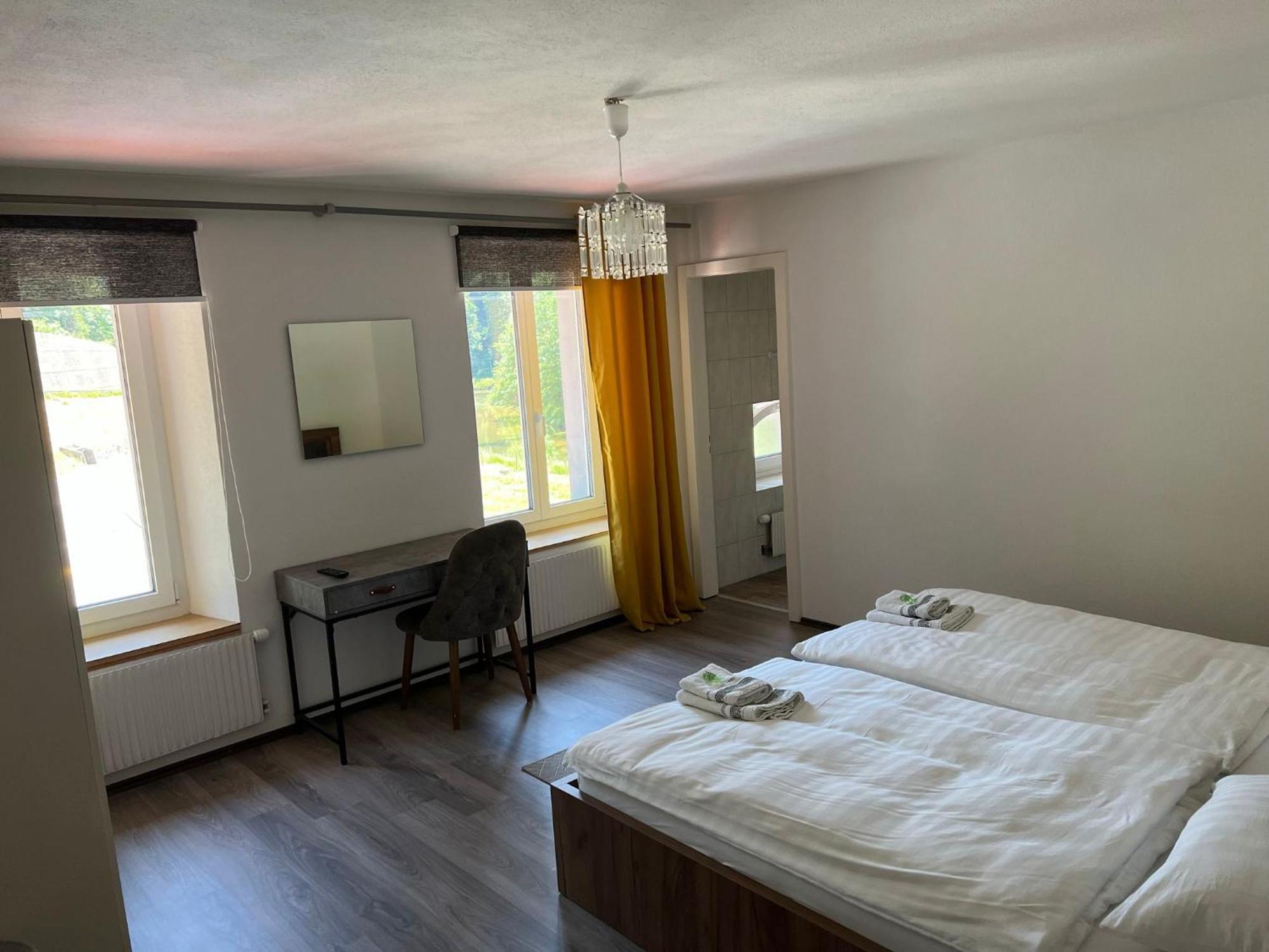 Hotel Restaurant Du Moulin Fleurier Екстер'єр фото